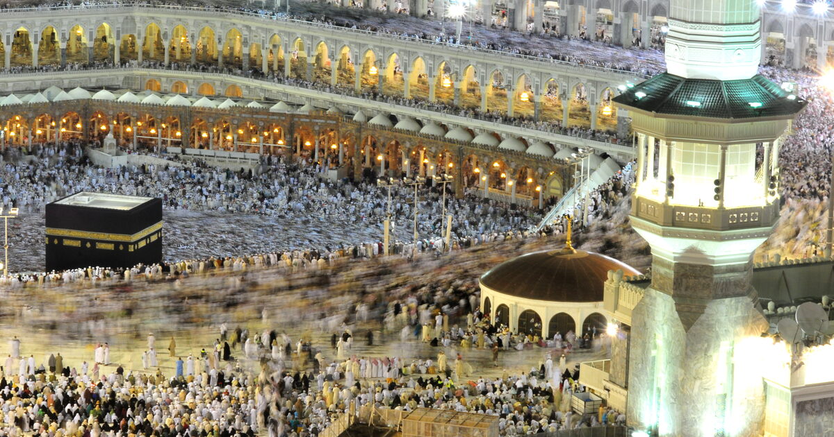 Tata Cara Umroh Lengkap Sesuai Sunnah: Rukun, Urutan, dan Doa dari Miqat hingga Tahallul